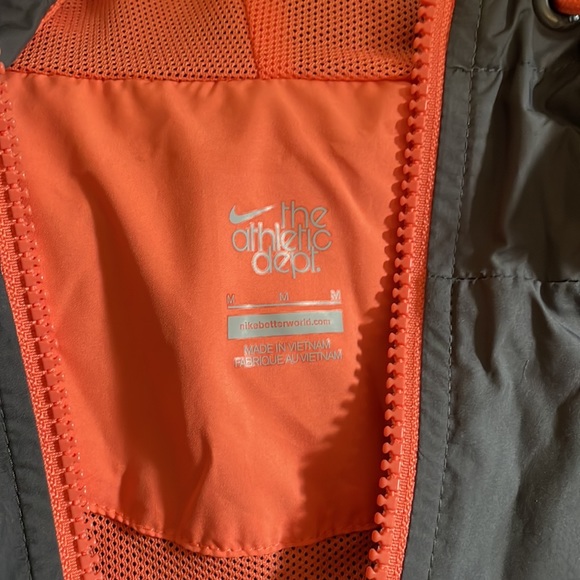 Nike windbreaker - Picture 2 of 2